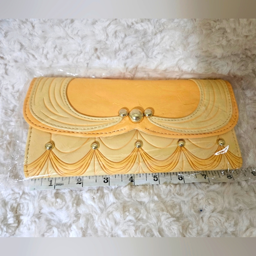 Loungefly Belle zip wallet